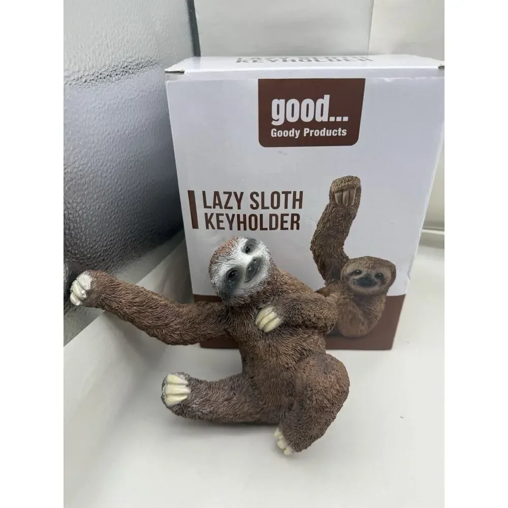 Magnetic Key Holder, Cute Magnetic Lazy Sloth Statue Keychain Securely Keep Keys